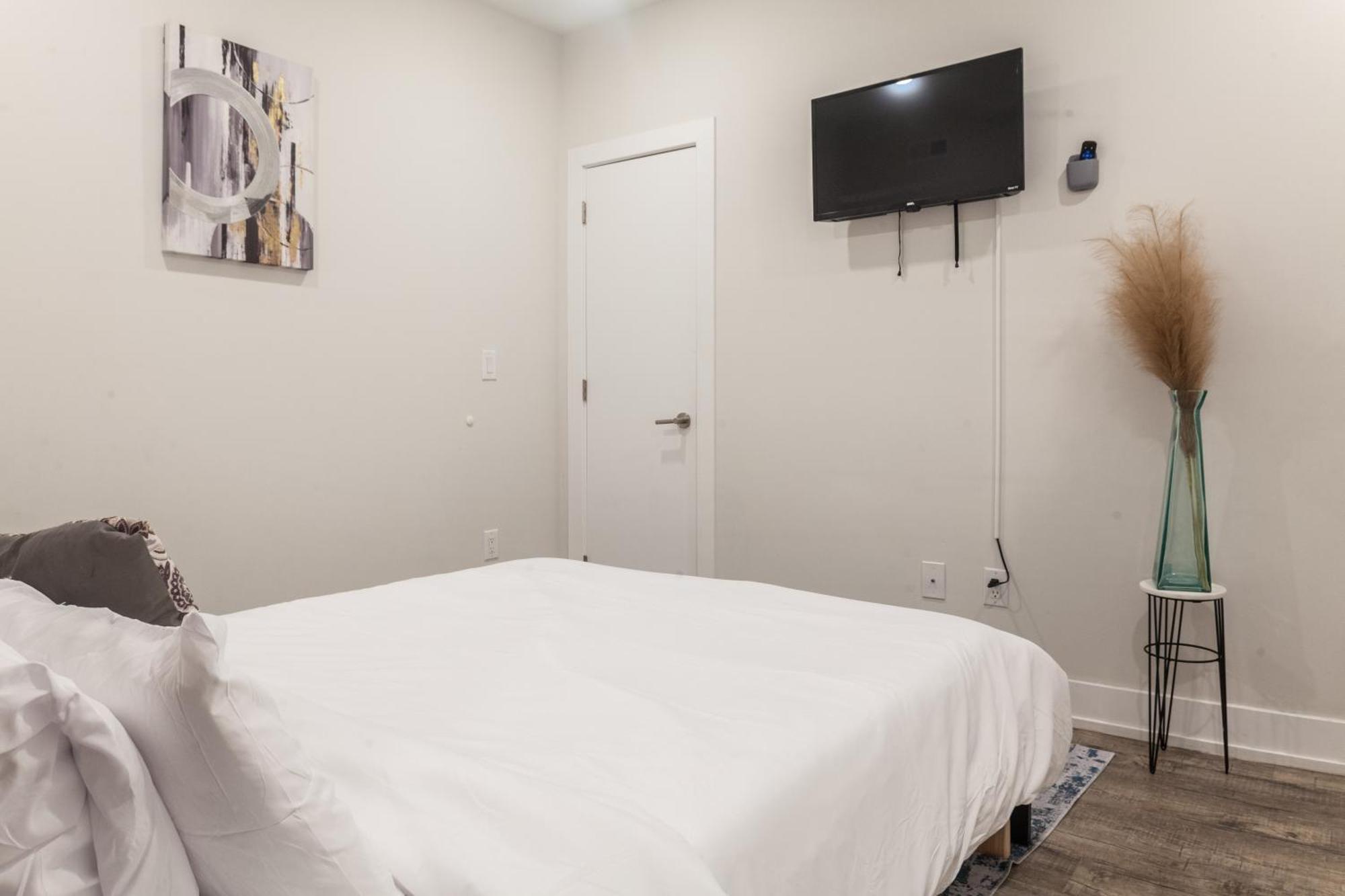 Spacious 4br King Game Ac Apartment