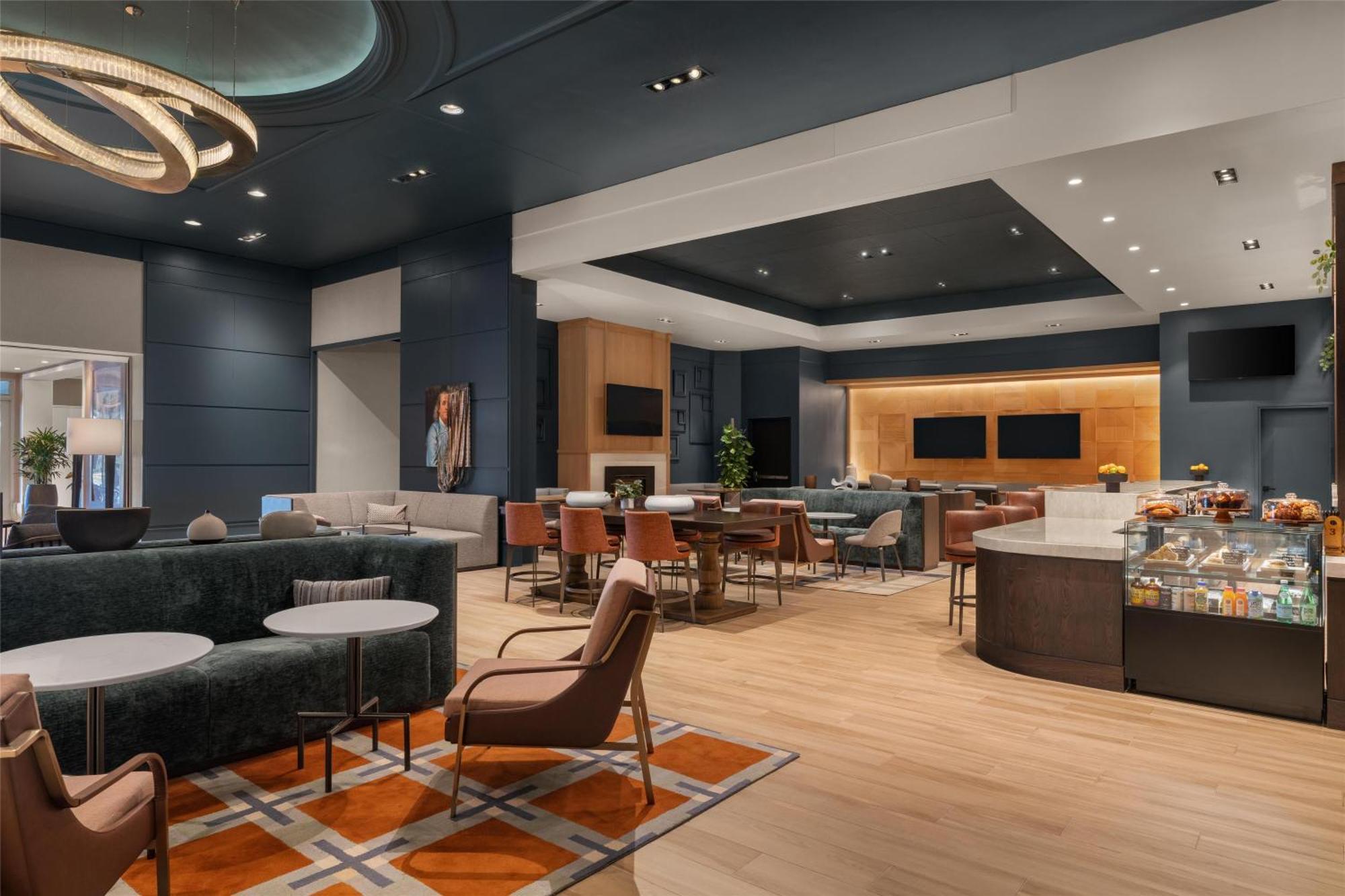 Hilton Avenue Hotel