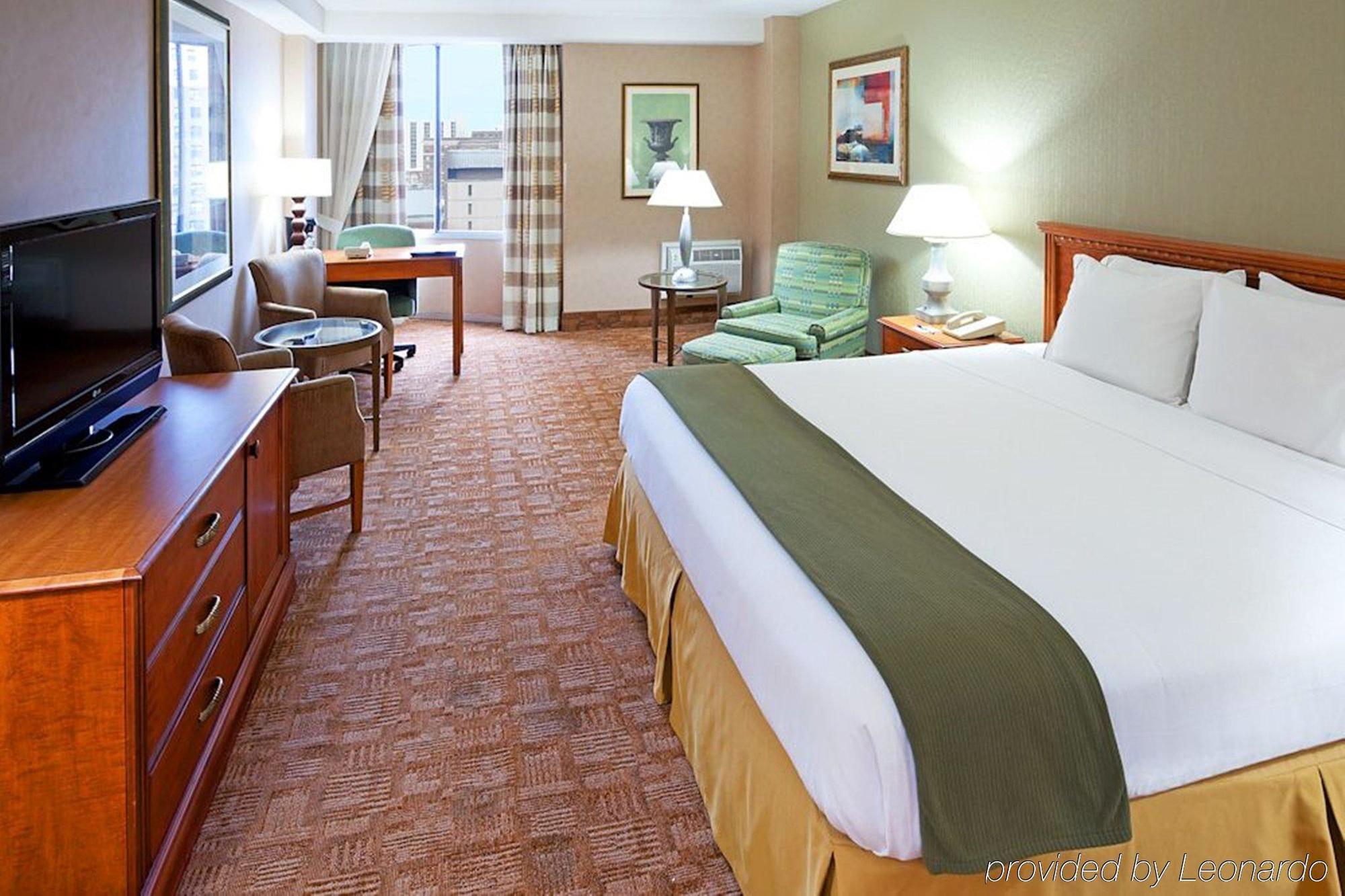 Holiday Express Philadelphia-midtown By Ihg Hotel