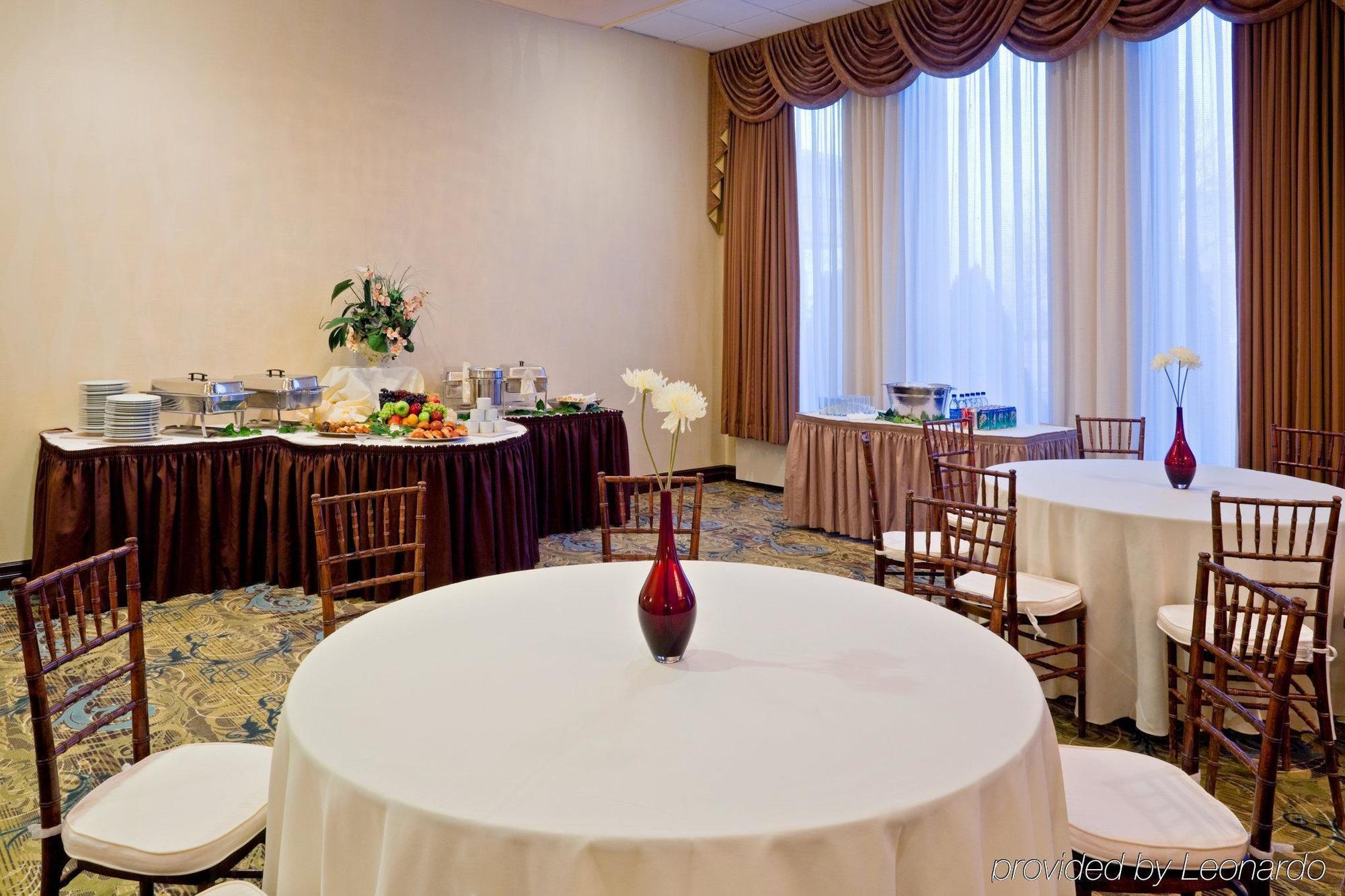 Holiday Philadelphia-stadium Hotel Philadelphia