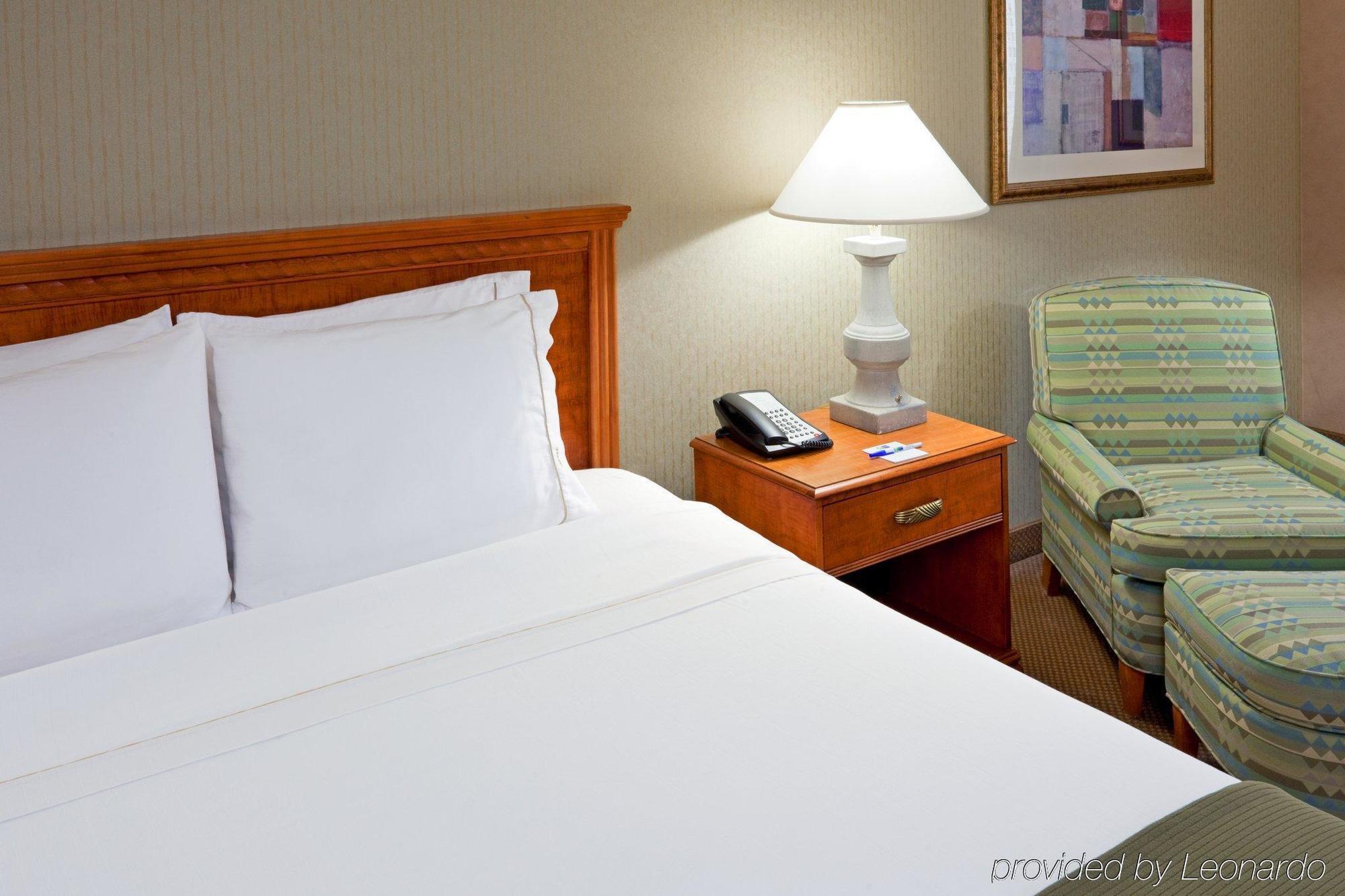 Holiday Express Philadelphia-midtown By Ihg Hotel Philadelphia