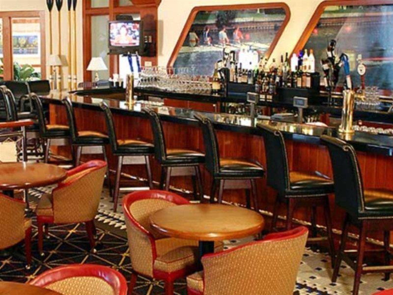Hotel Airport Marriott 4*