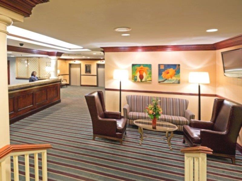 Holiday Express Philadelphia-midtown By Ihg Philadelphia