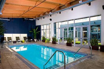 Aloft Airport Hotel Philadelphia