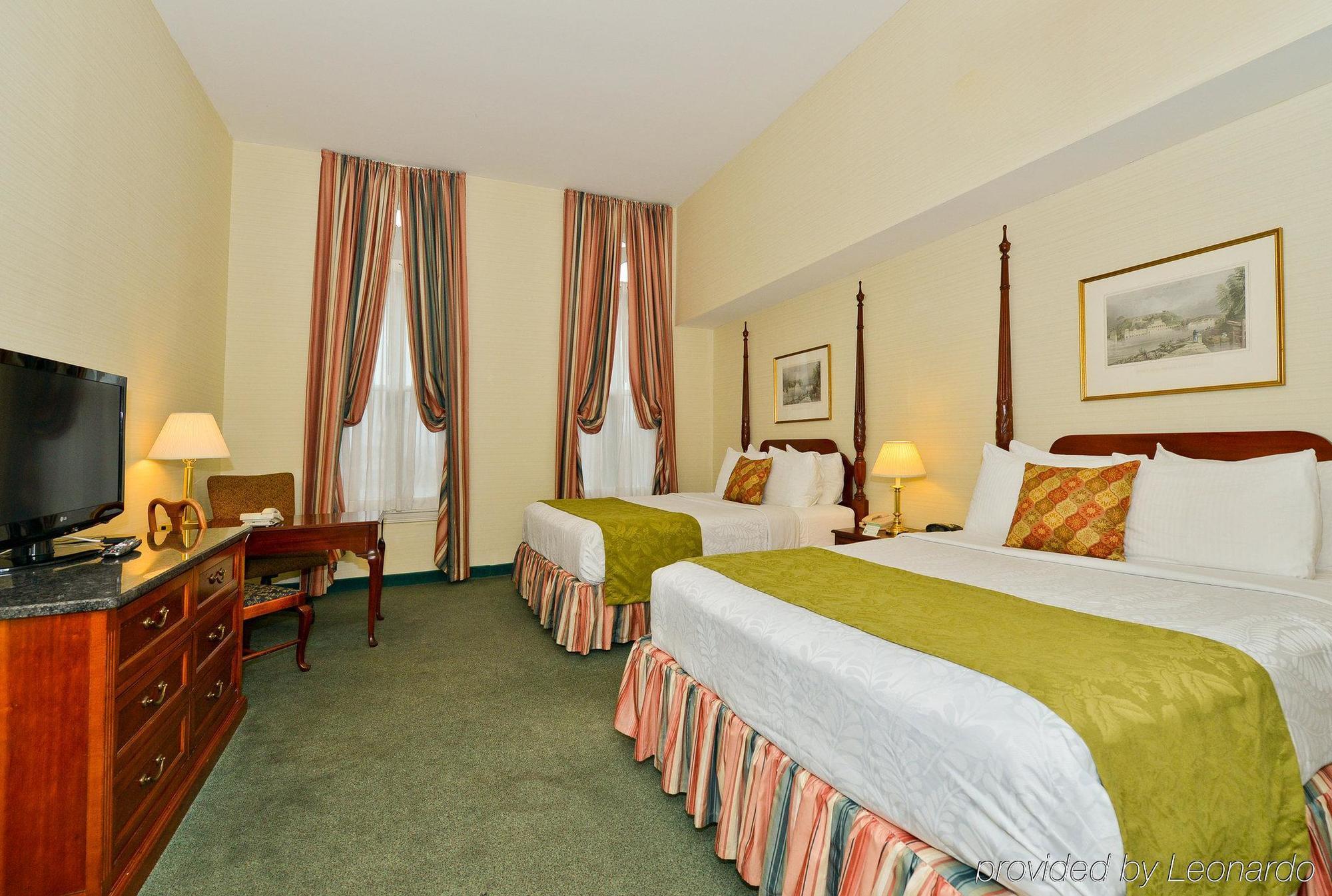 Independence Park Hotel, Bw Premier Collection Hotel 3*