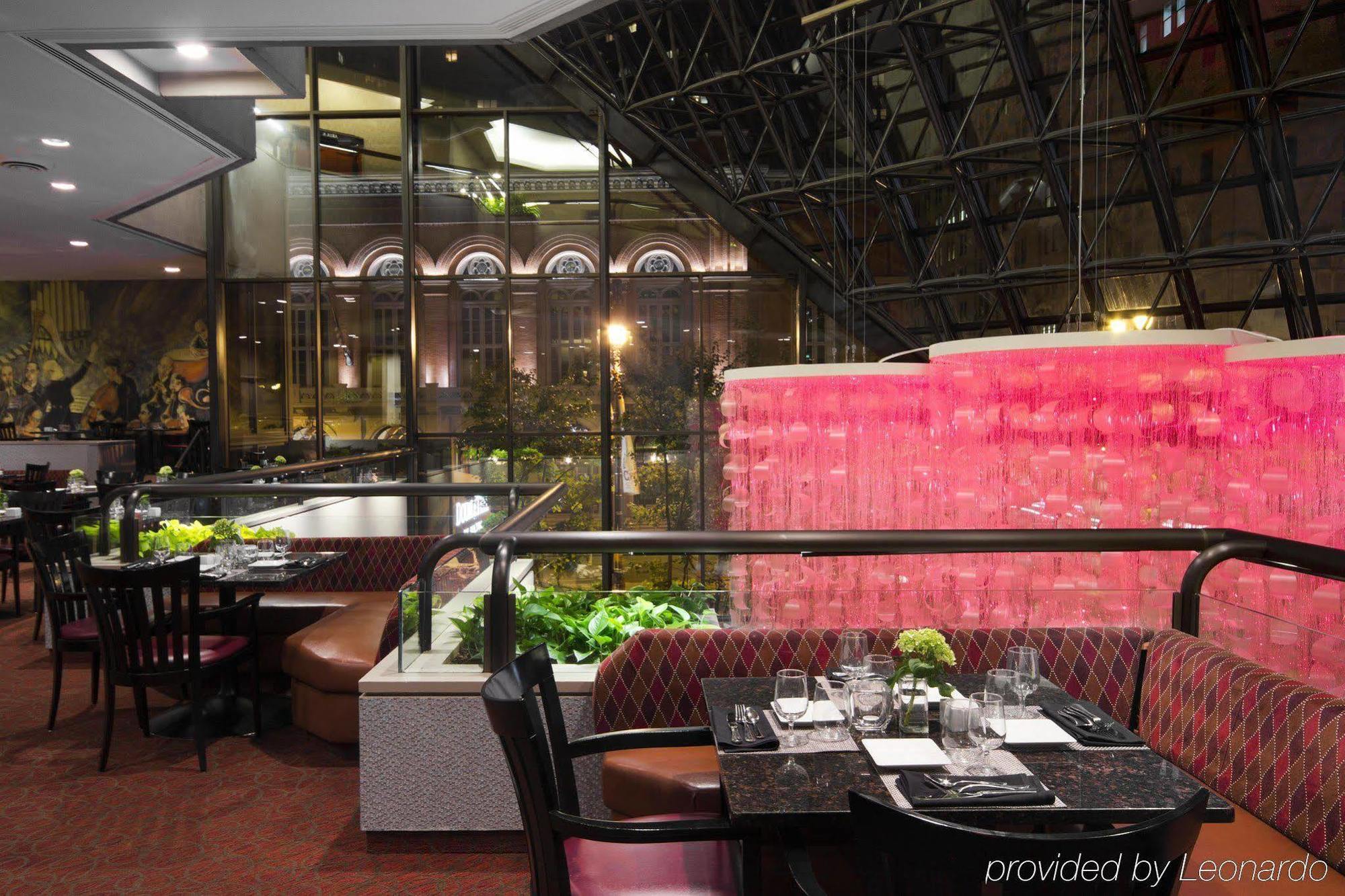 Doubletree By Hilton Center 4*
