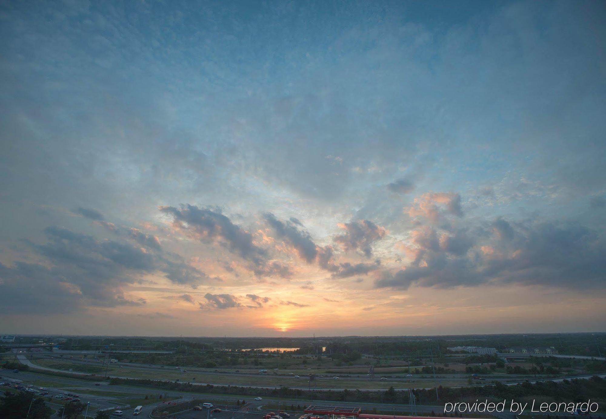 Airport Marriott