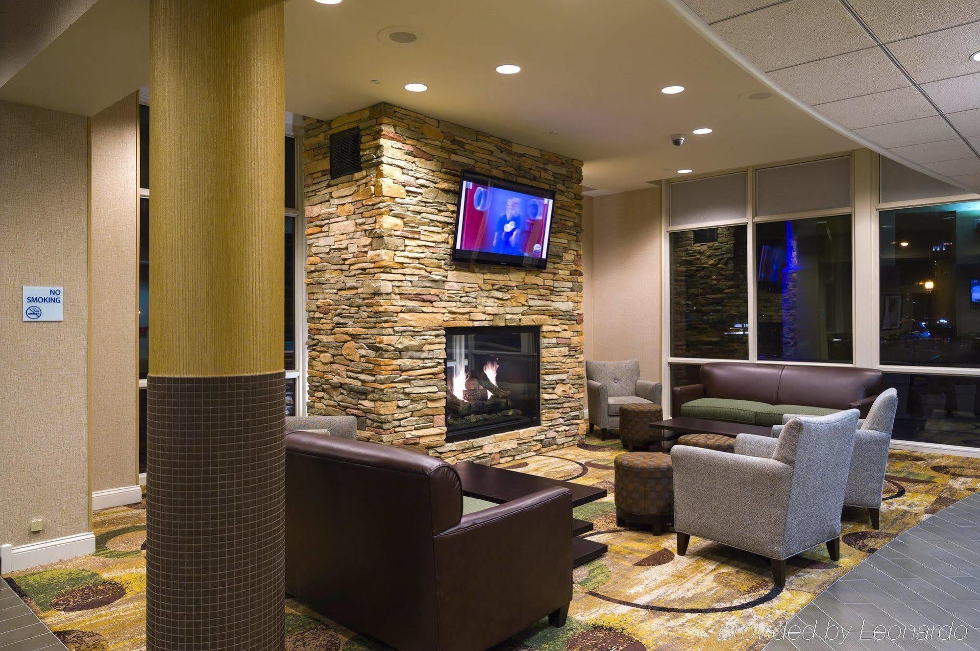 Express Penn's Landing By Ihg Hotel 3*