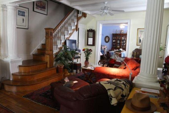 Bed & Breakfast Burbridge Street 2*