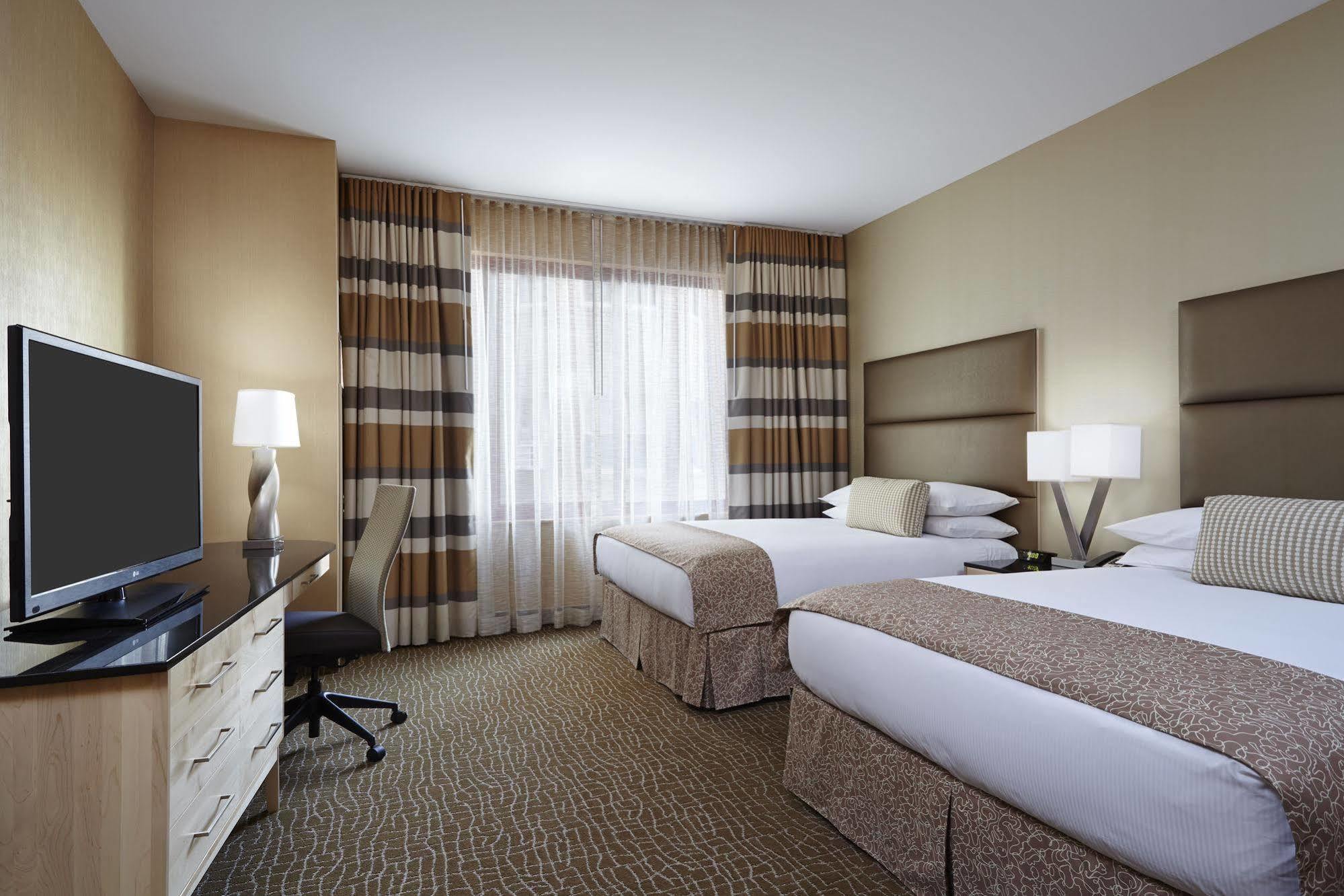 Doubletree By Hilton Center Hotel 4*
