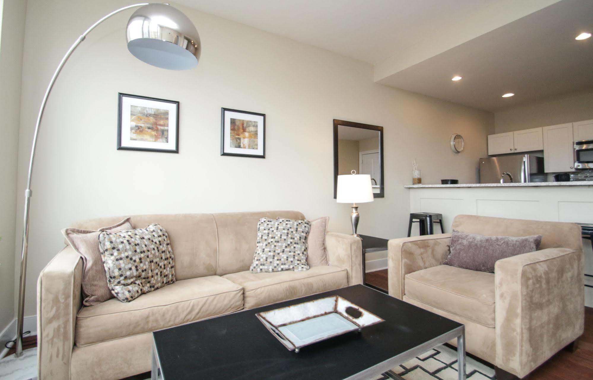 Urhomeinphilly Apartment