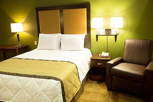 Extended America - - Airport - Bartram Ave 2*