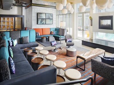 Aloft Airport 3*