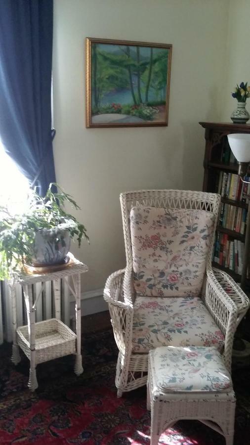 Bed & Breakfast Burbridge Street 2*