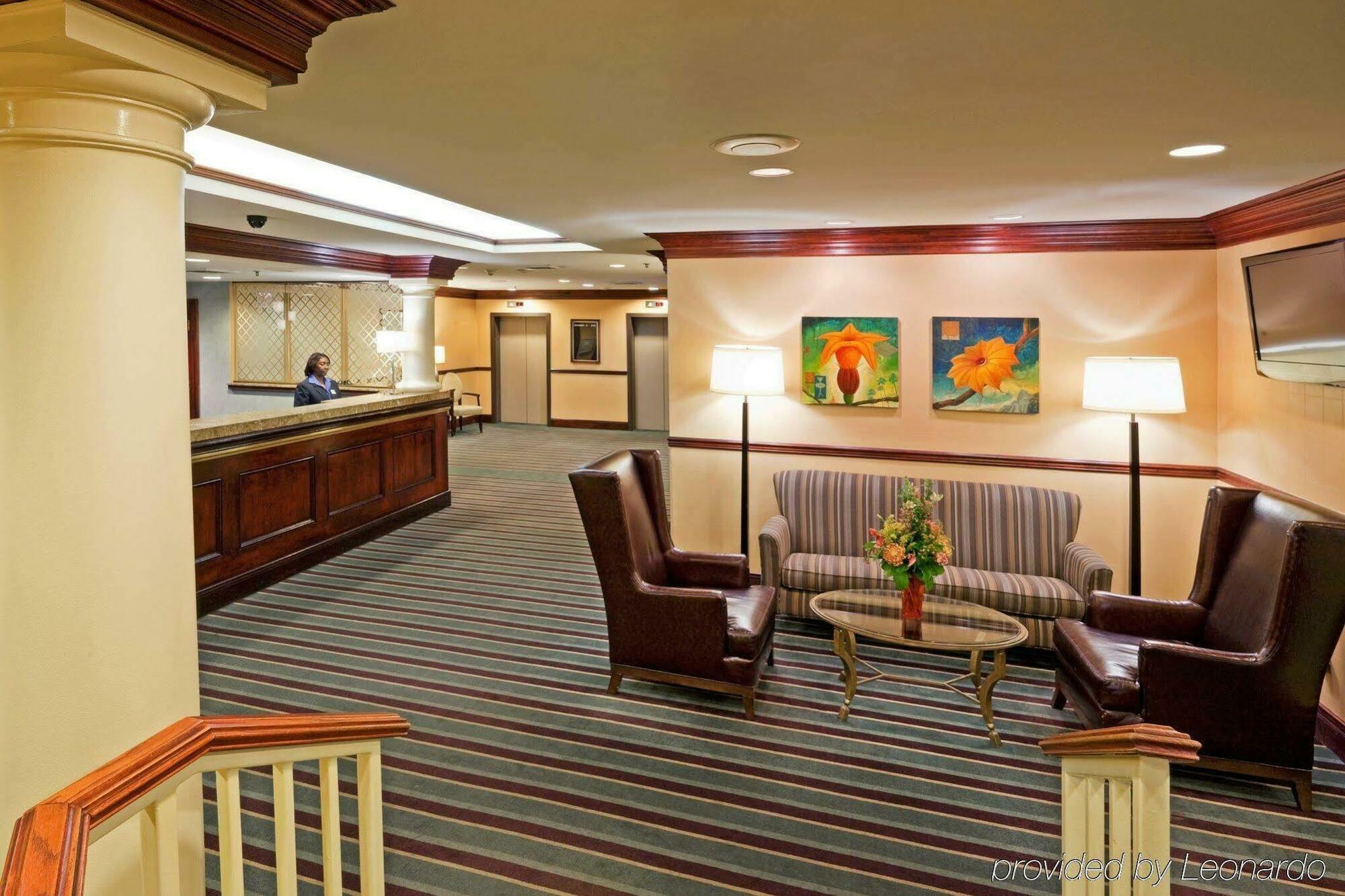 Hotel Holiday Express Philadelphia-midtown By Ihg 3*