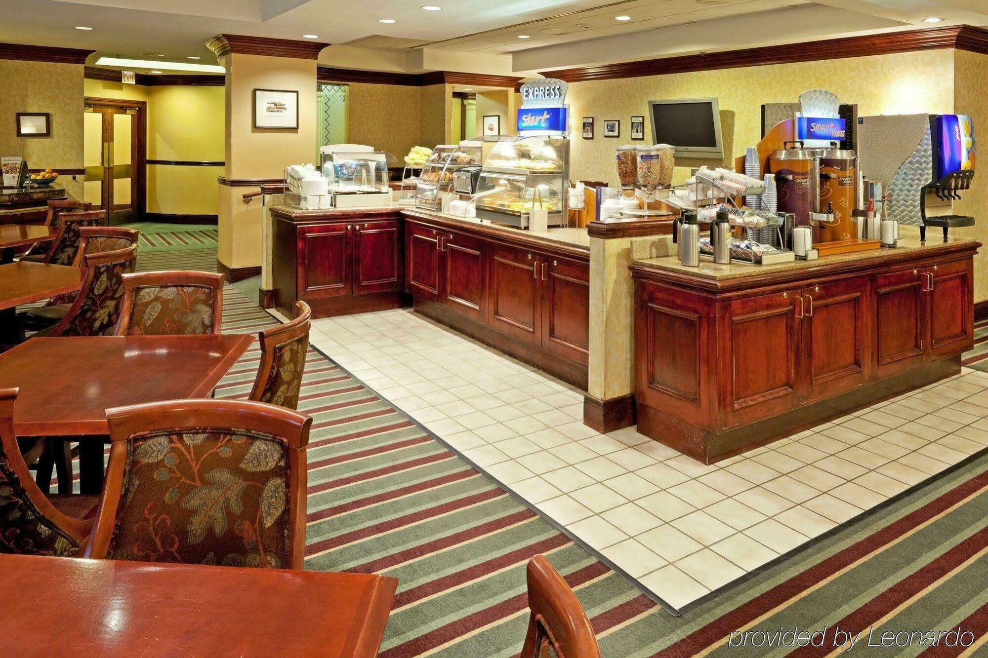 Holiday Express Philadelphia-midtown By Ihg Hotel Philadelphia