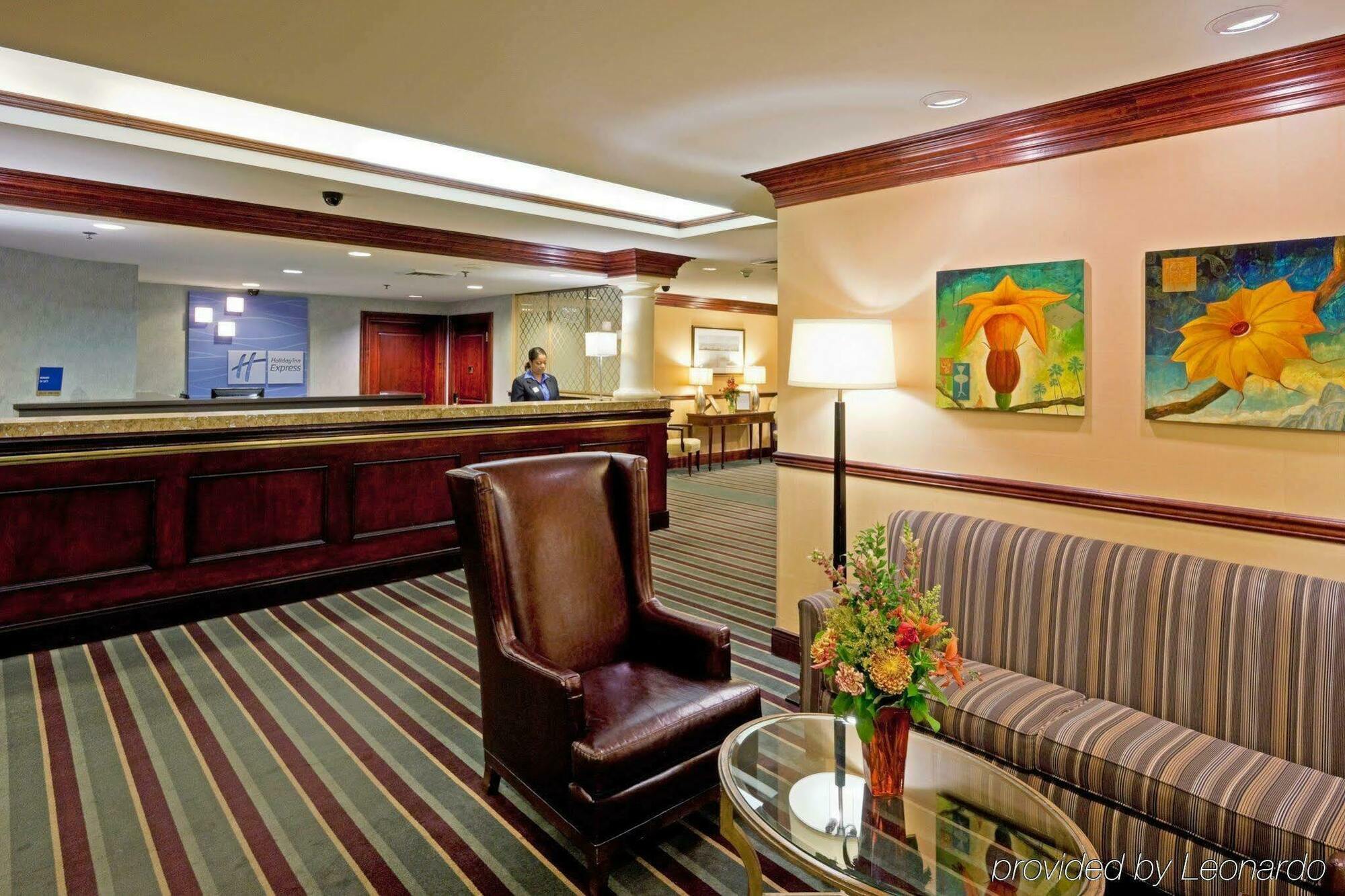 Holiday Express Philadelphia-midtown By Ihg Hotel 3*