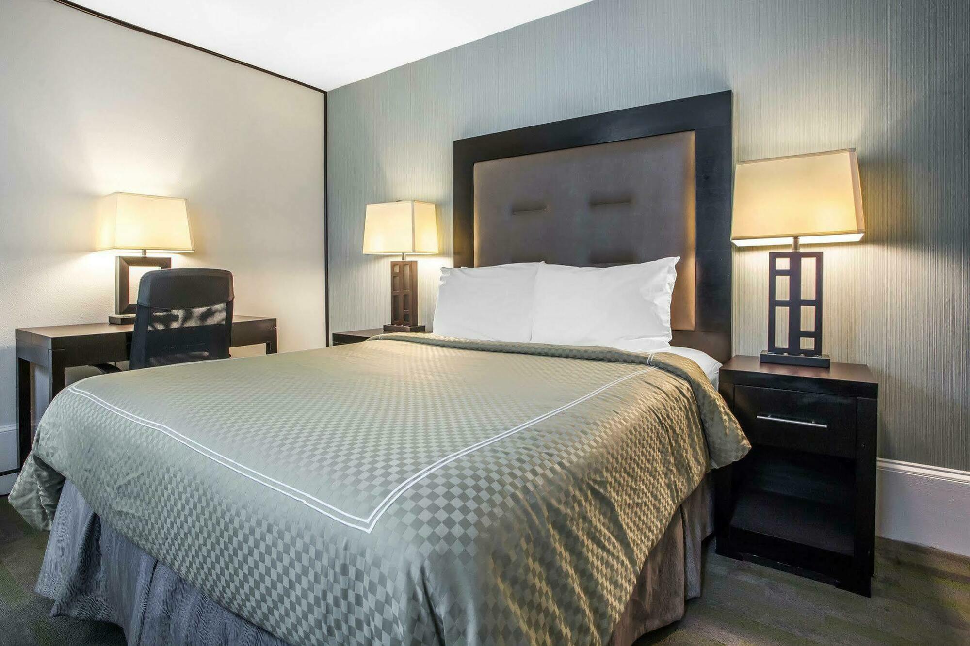 Quality Center Inn Philadelphia