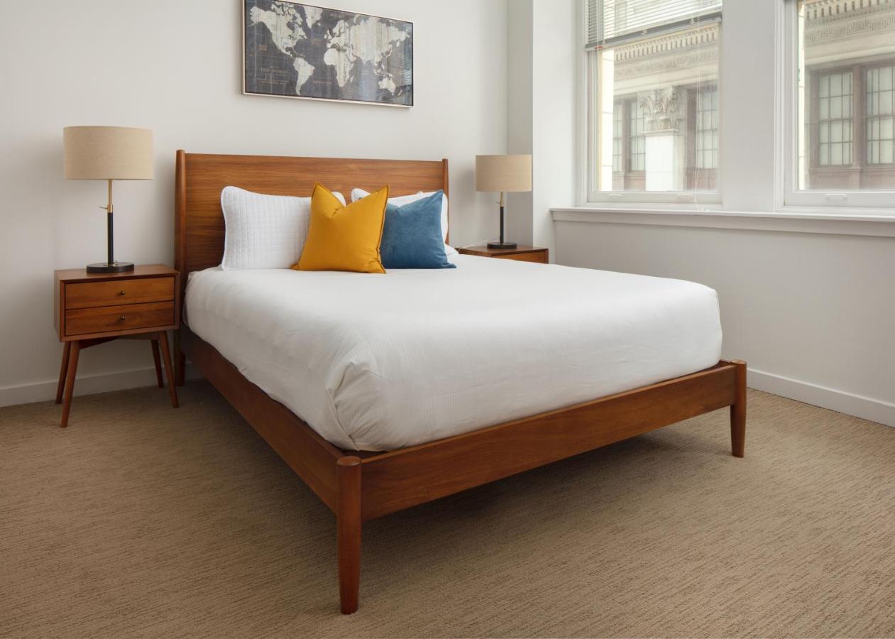 Urban Perch Aparthotel 3*