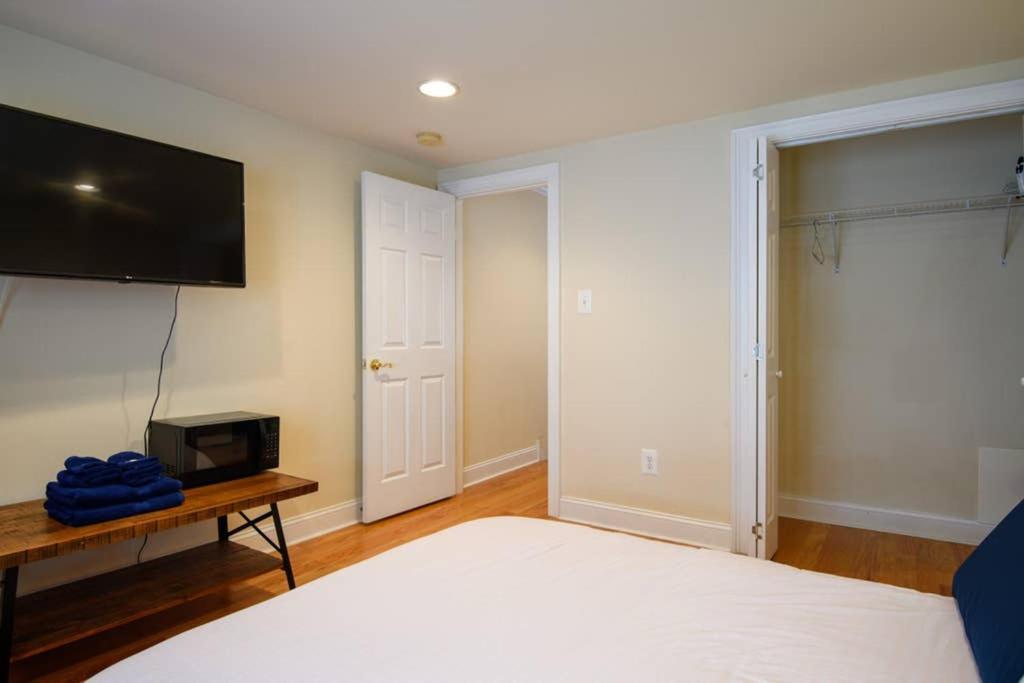 Apartment The Wine Lover With Jacuzzi, Liberty Bell, Society Hill, Tla, B