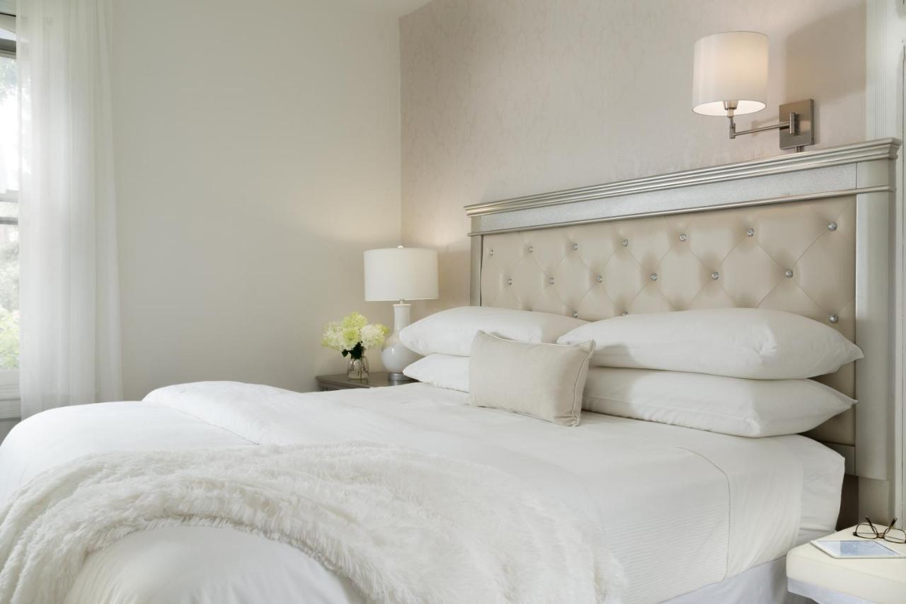 Bed & Breakfast Akwaaba Philadelphia
