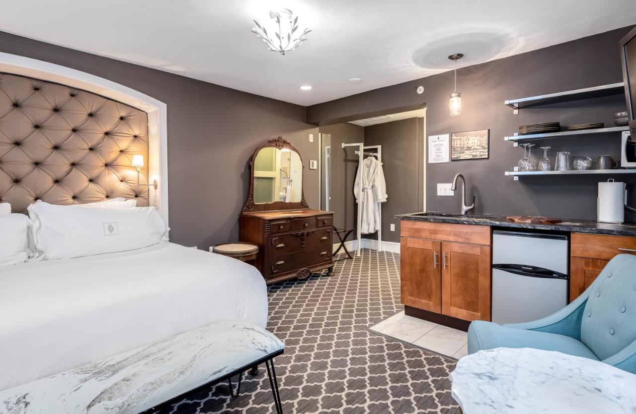 The Dwight D A Boutique 5* Philadelphia