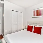 Amazing 2Bd Steps From The Convention Center