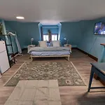 Newly Renovated - Historic Rowhome West Philadelphia