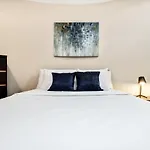 The Dreamers Residence - Convenient 1Bd In Center City