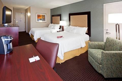 Hotel Courtyard By Marriott Avenue 3*