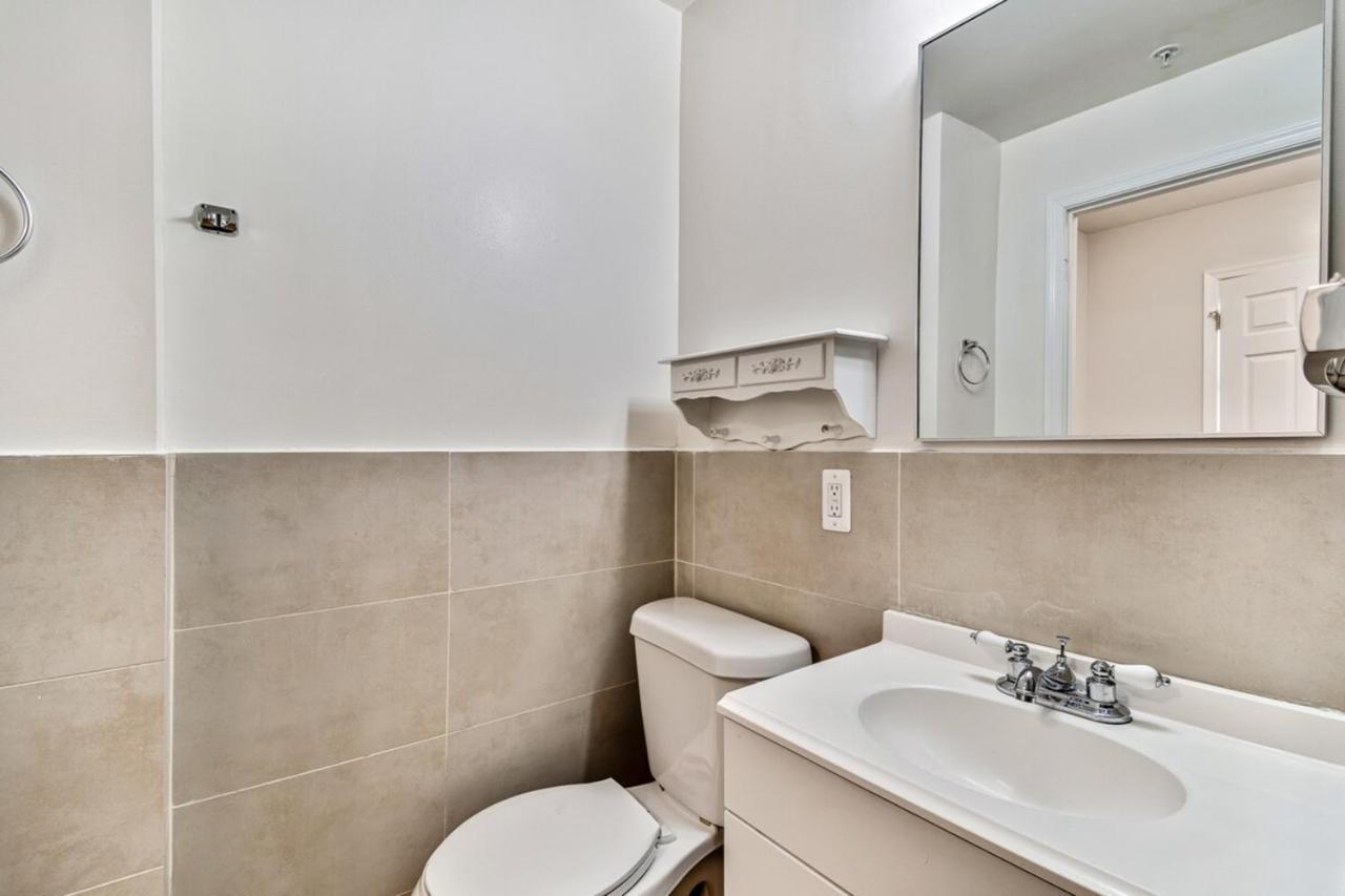 Amazing 2bd Steps From The Convention Center Apartment Philadelphia