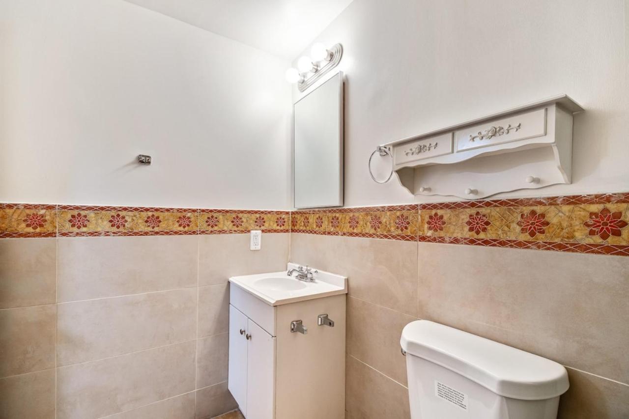 Amazing 2bd Steps From The Convention Center Apartment Philadelphia