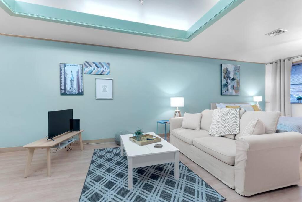 Apartment Heart Of Old City! The Liberty Room! Wifi/neflix Philadelphia
