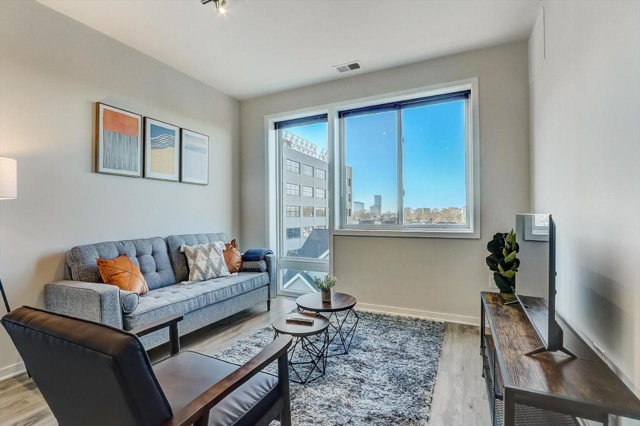 Frontdesk The Hub At 31 Brewerytown Apts Apartment Philadelphia