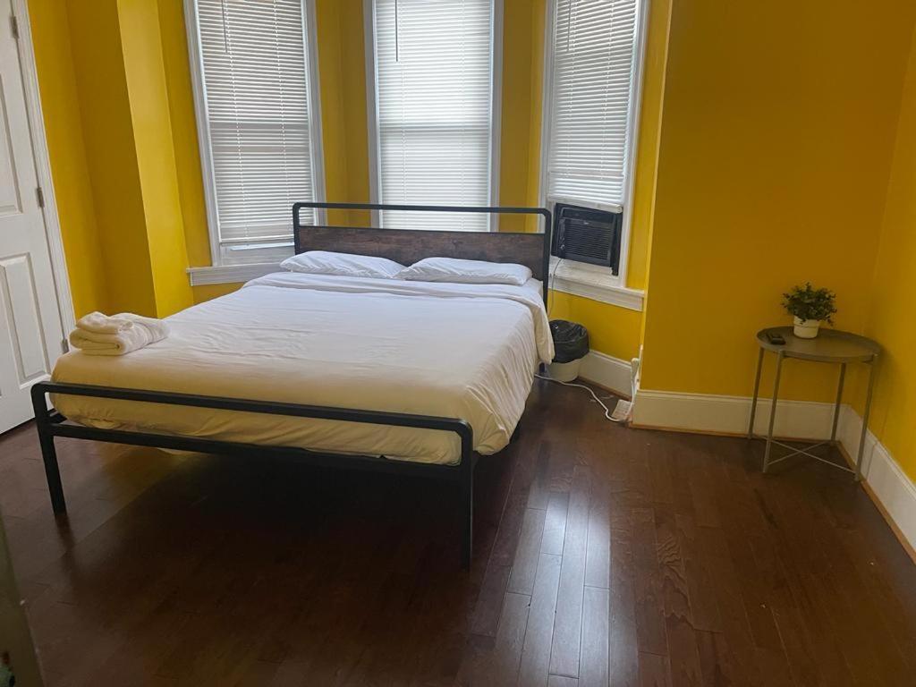 Convenient In West Guest house