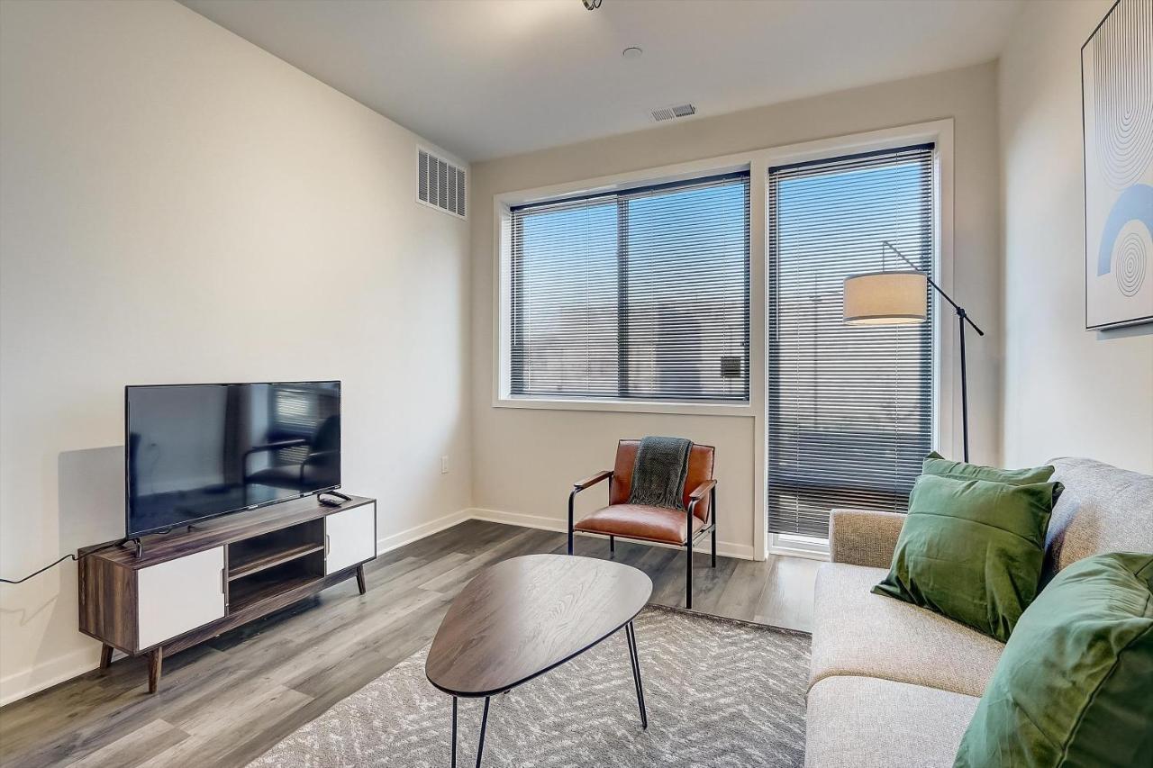 Frontdesk The Hub At 31 Brewerytown Apts *