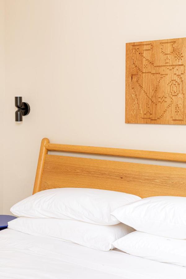 Hotel Yowie *