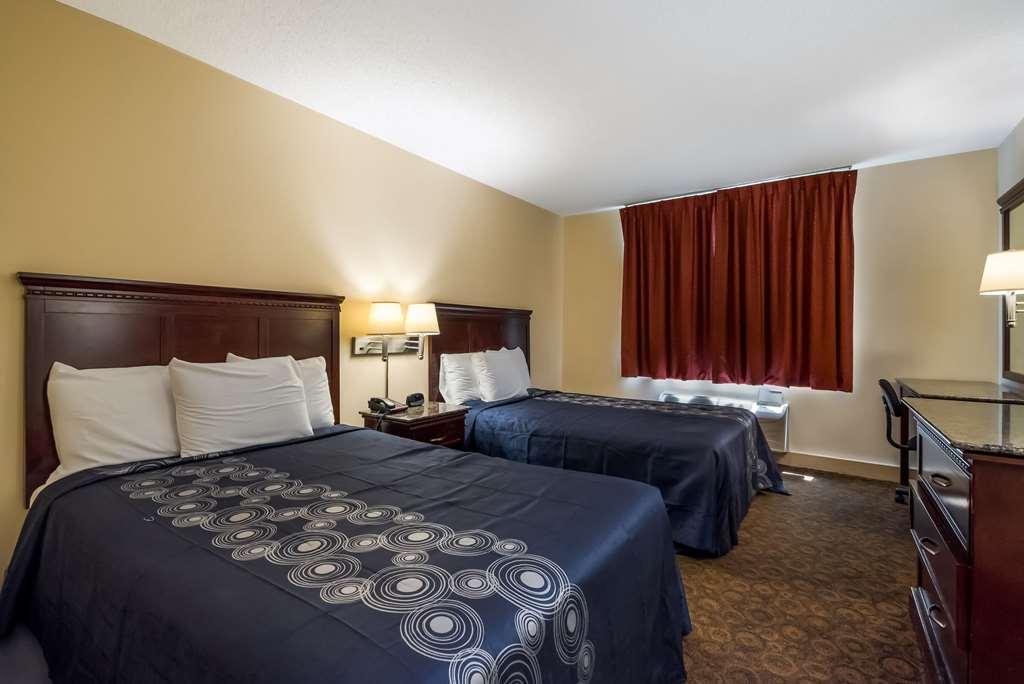 Rodeway Hotel