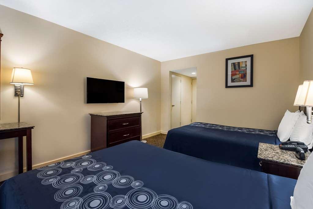 Rodeway Hotel