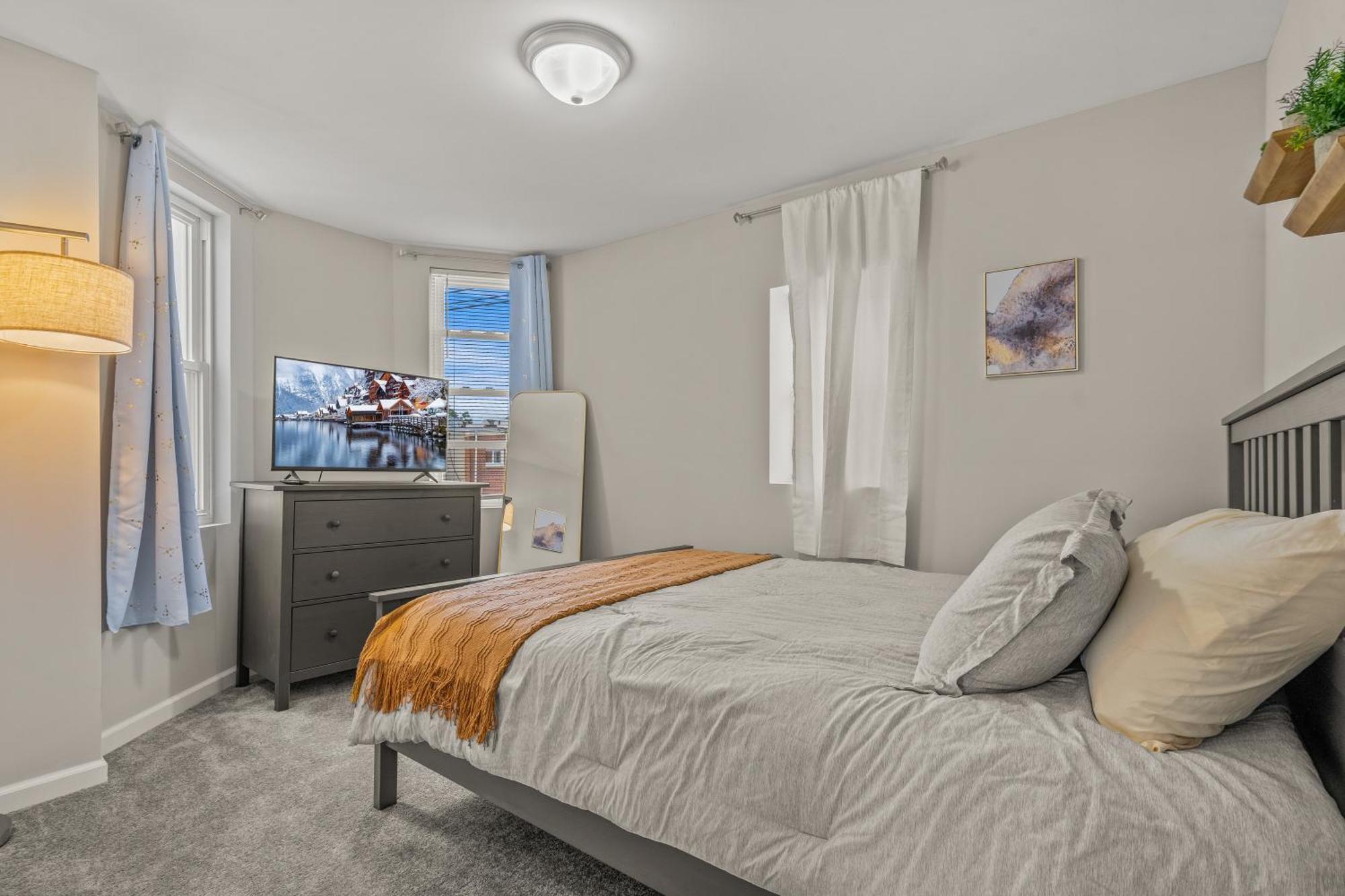 Holiday home Uptown Gem! A Family Free Early Check-in! Philadelphia