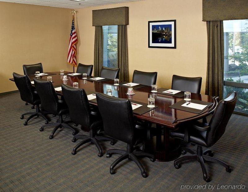 Courtyard By Marriott Avenue Philadelphia