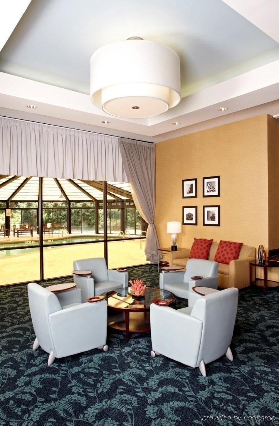 Courtyard By Marriott Avenue Hotel Philadelphia