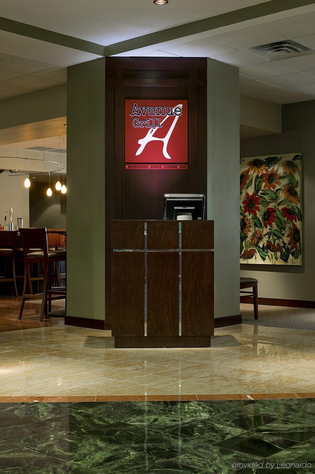 Hotel Courtyard By Marriott Avenue