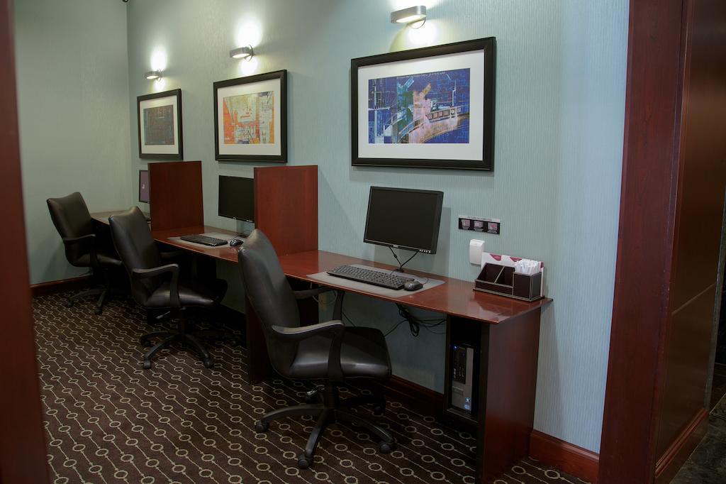 Courtyard By Marriott Avenue Philadelphia