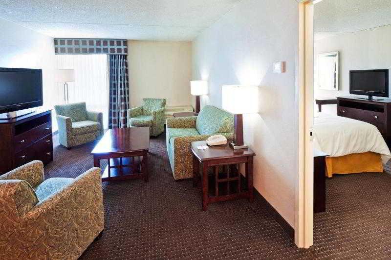 Courtyard By Marriott Avenue Hotel 3*