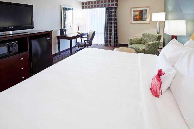 Courtyard By Marriott Avenue 3*