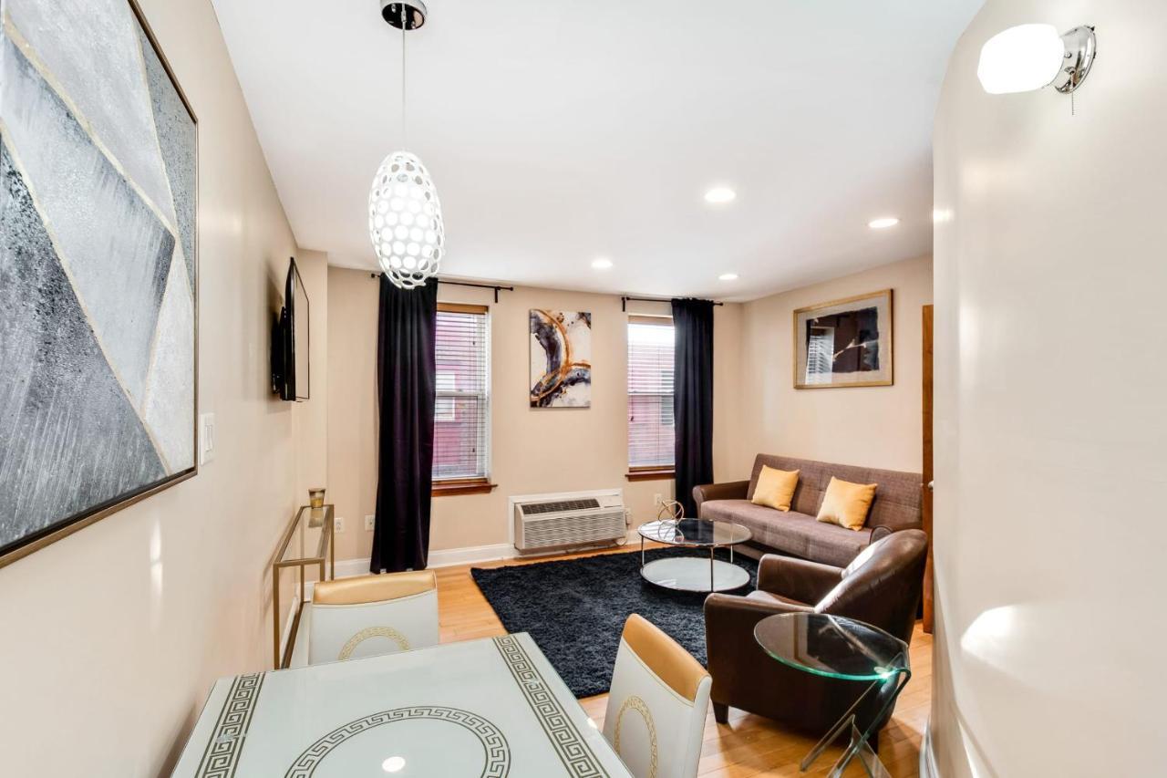 The Dreamers - Convenient 1bd In Center Apartment *