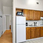 Boutique 1Br W Unique Charm