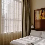 Club Quarters Hotel Rittenhouse Square, Philadelphia
