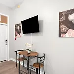 Studio Gem In Rittenhouse Sq